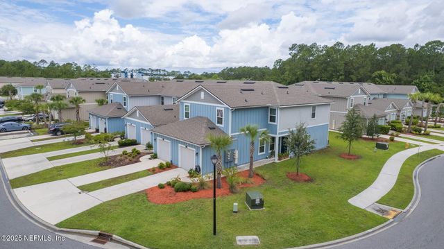 852 CAPITOL Parkway, Jacksonville, FL 32218