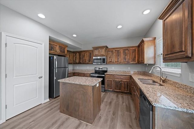 20012 E 24th Terrace Court, Independence, MO 64057