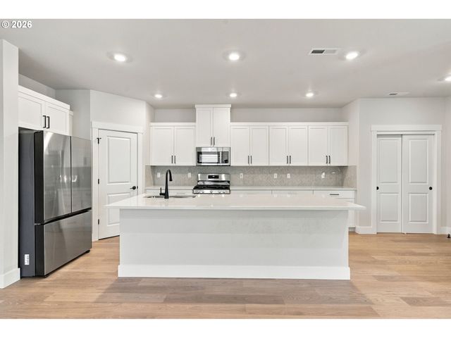 14896 Nw MINDA St, Portland, OR 97229