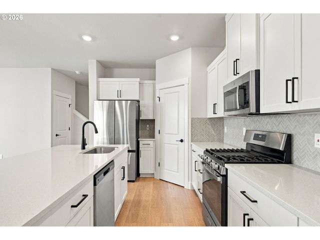14896 Nw MINDA St, Portland, OR 97229