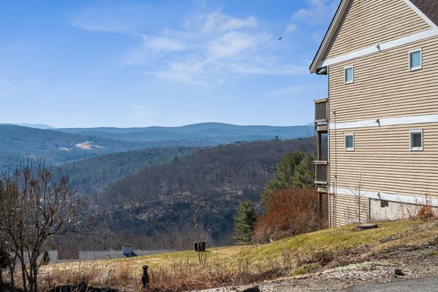 55 Cityside Dr Unit 13, Montpelier, VT 05602