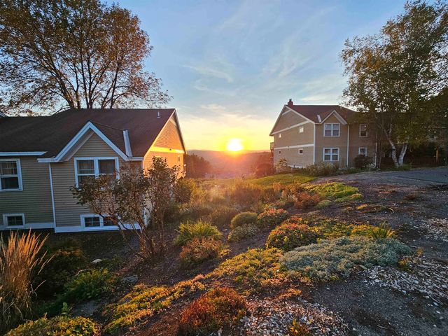 55 Cityside Dr Unit 13, Montpelier, VT 05602