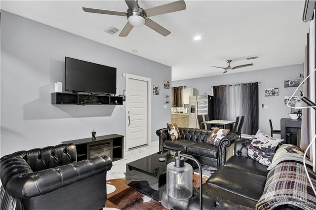 1613 W B Street, Mission, TX 78572