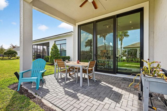 9043 SW Vetta Way, Port St. Lucie, FL 34987