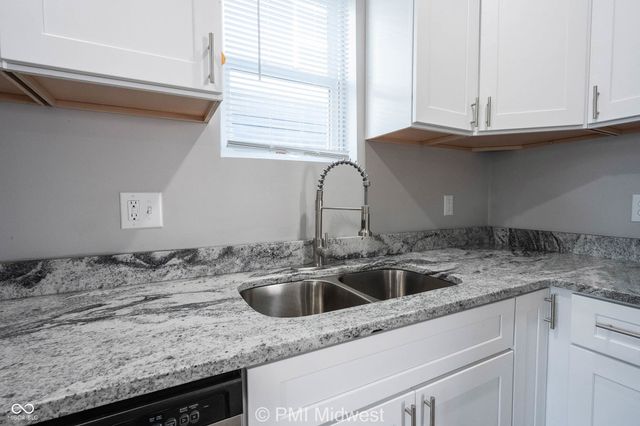 1236 W 18th Street A, Indianapolis, IN 46202