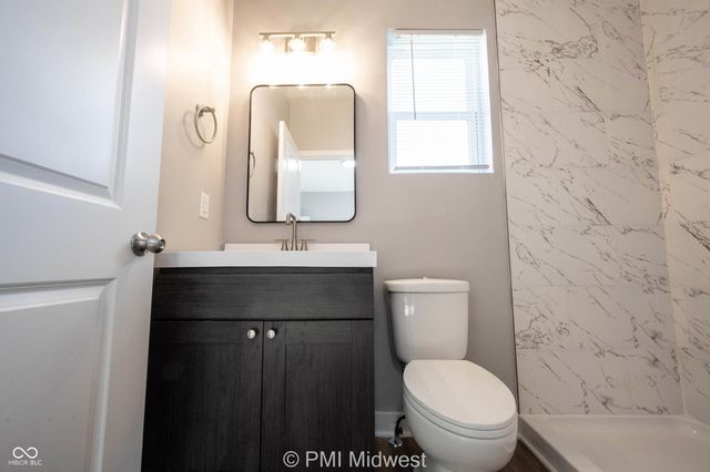 1236 W 18th Street A, Indianapolis, IN 46202