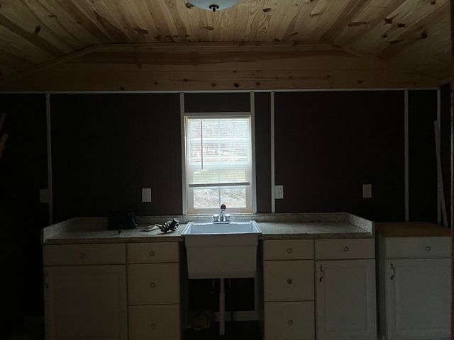 264 Sunshine Lane, West Liberty, KY 41472