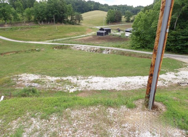 264 Sunshine Lane, West Liberty, KY 41472