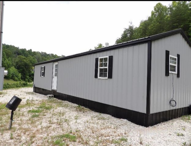 264 Sunshine Lane, West Liberty, KY 41472