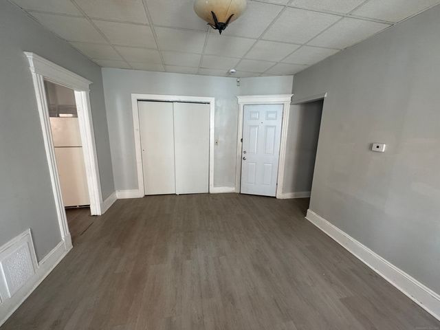 18 South Whitney Street, Hartford, CT 06106
