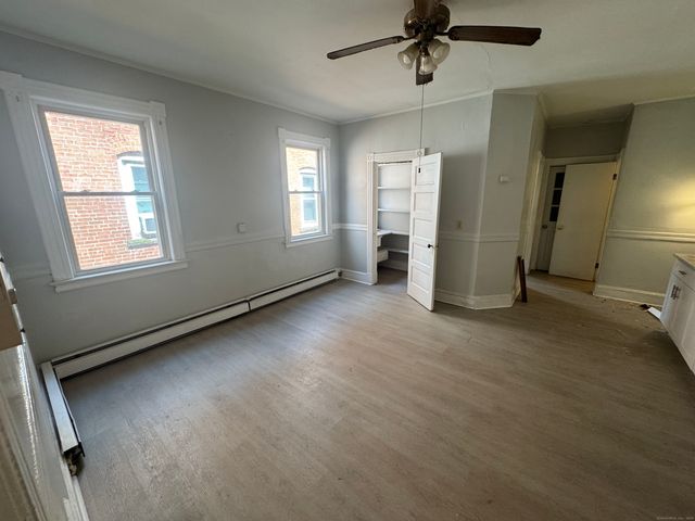 18 South Whitney Street, Hartford, CT 06106