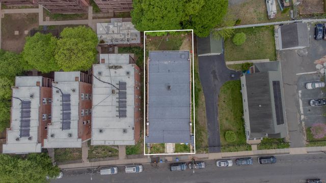 18 South Whitney Street, Hartford, CT 06106