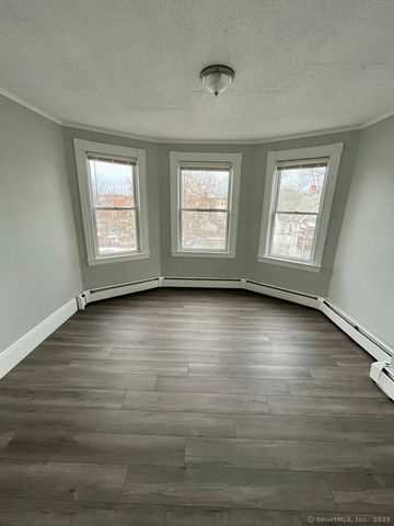 18 South Whitney Street, Hartford, CT 06106
