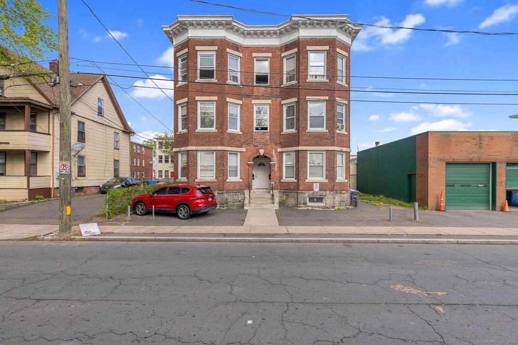 18 South Whitney Street, Hartford, CT 06106