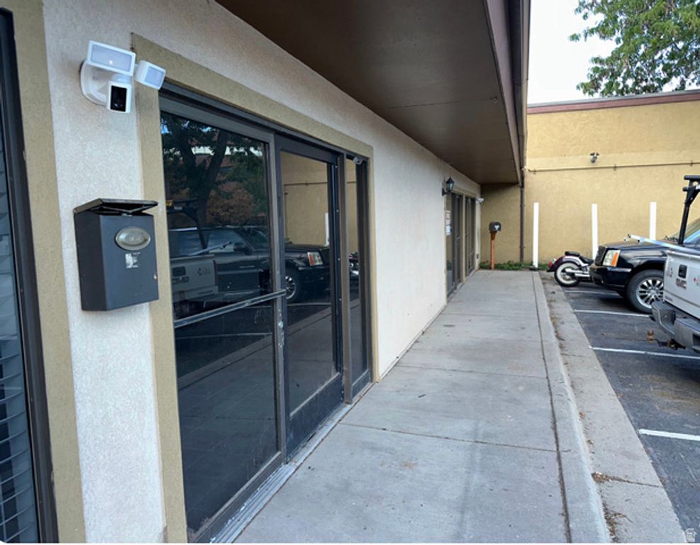 545 W 600 S, Woods Cross, UT 84010 — photo 2