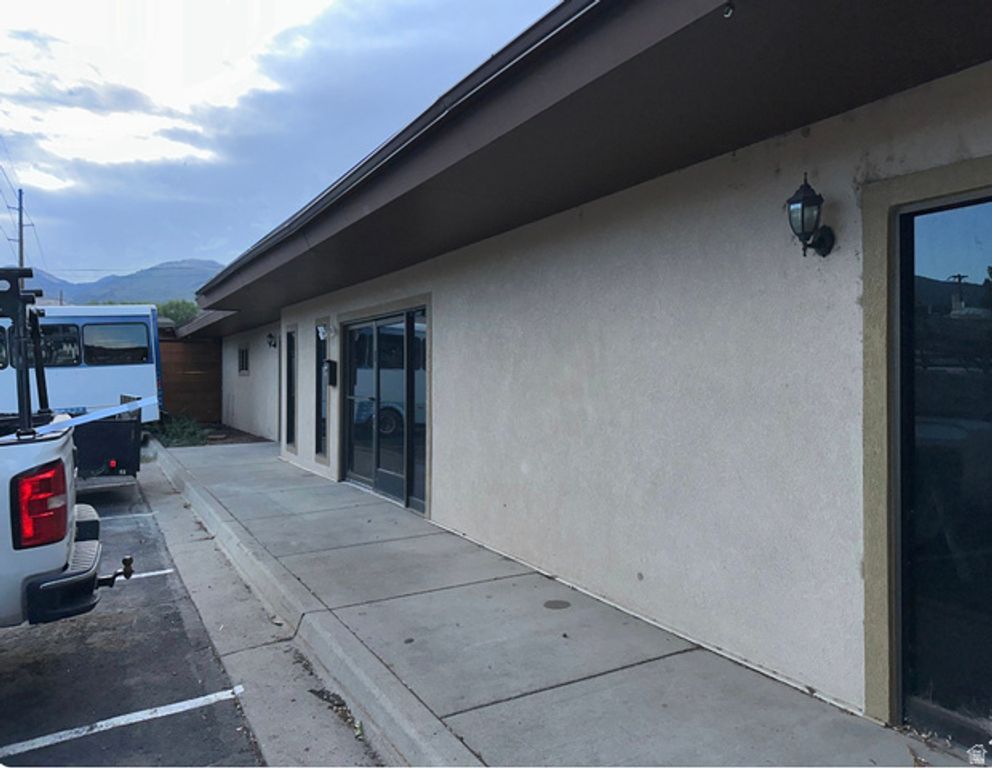 545 W 600 S, Woods Cross, UT 84010 — photo 3