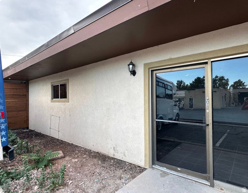 545 W 600 S, Woods Cross, UT 84010 — photo 4