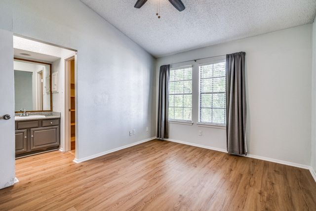 3635 Garden Brook Drive 10100, Farmers Branch, TX 75234