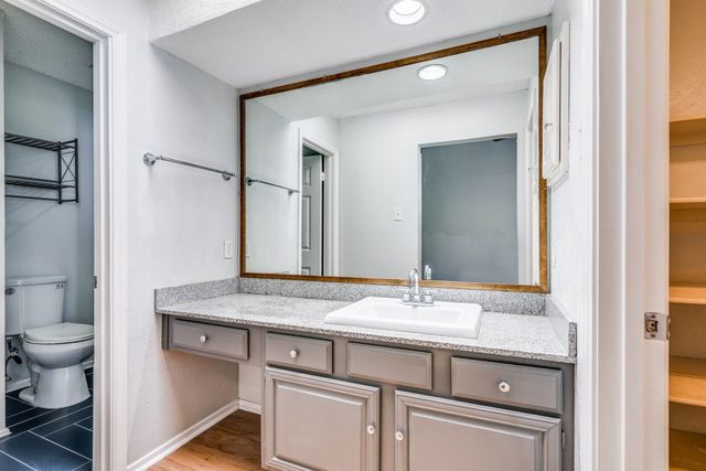 3635 Garden Brook Drive 10100, Farmers Branch, TX 75234