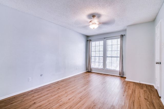 3635 Garden Brook Drive 10100, Farmers Branch, TX 75234