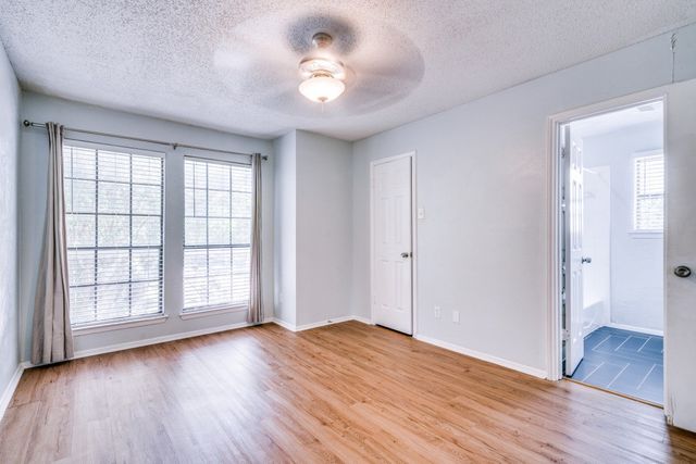 3635 Garden Brook Drive 10100, Farmers Branch, TX 75234