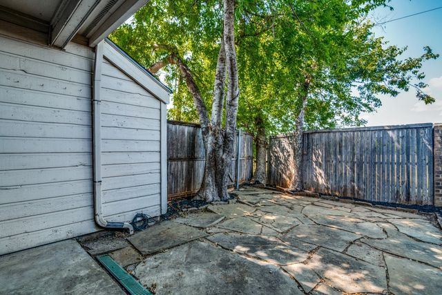 3635 Garden Brook Drive 10100, Farmers Branch, TX 75234