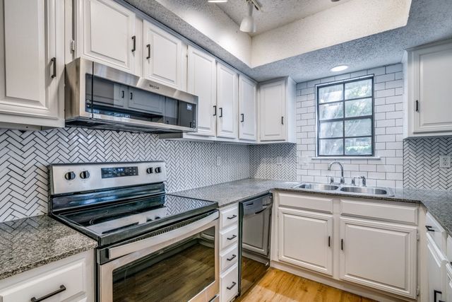 3635 Garden Brook Drive 10100, Farmers Branch, TX 75234