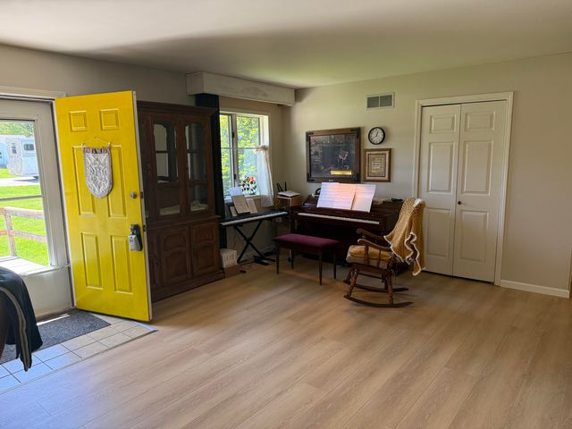 2215 W 18th Street, La Porte, IN 46350