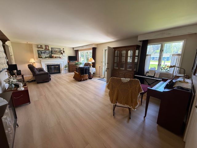 2215 W 18th Street, La Porte, IN 46350