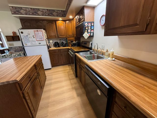 2215 W 18th Street, La Porte, IN 46350