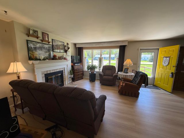 2215 W 18th Street, La Porte, IN 46350