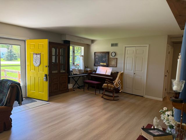 2215 W 18th Street, La Porte, IN 46350