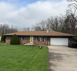 2215 W 18th Street, La Porte, IN 46350