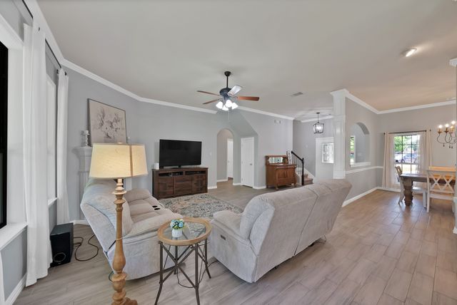 402 Valley View Court, Aledo, TX 76008