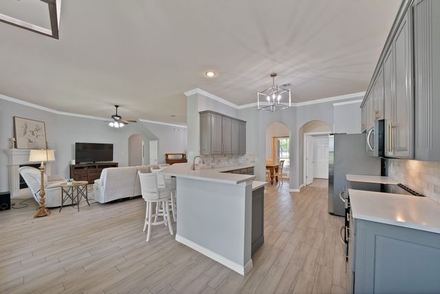 402 Valley View Court, Aledo, TX 76008