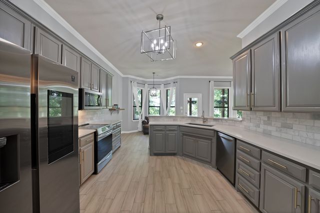 402 Valley View Court, Aledo, TX 76008