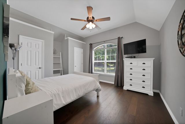 402 Valley View Court, Aledo, TX 76008