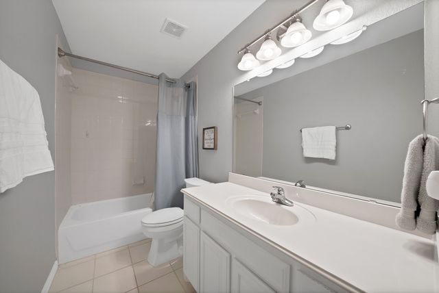 402 Valley View Court, Aledo, TX 76008