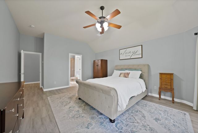402 Valley View Court, Aledo, TX 76008