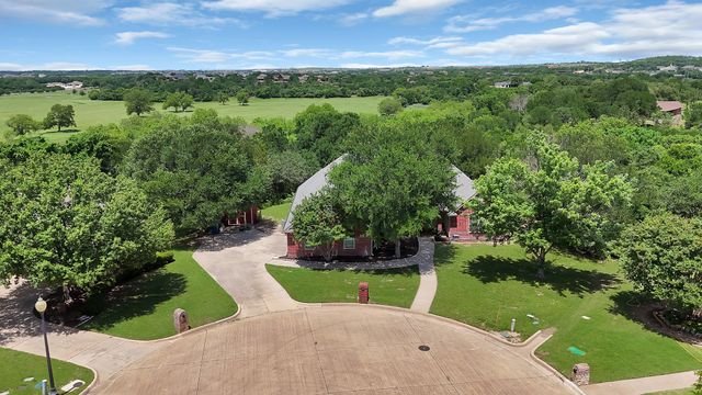 402 Valley View Court, Aledo, TX 76008