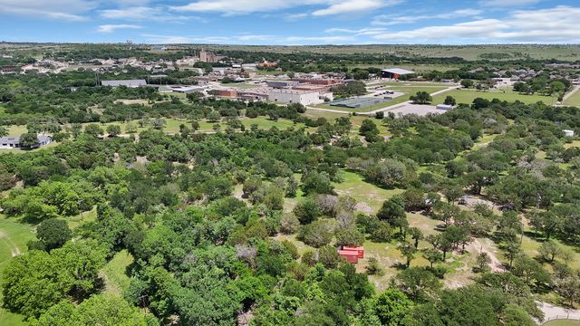 402 Valley View Court, Aledo, TX 76008