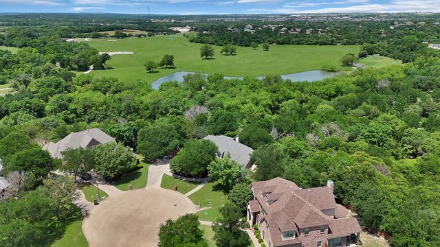 402 Valley View Court, Aledo, TX 76008