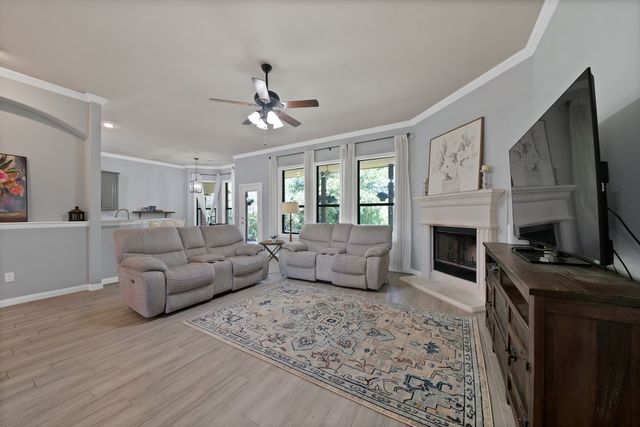 402 Valley View Court, Aledo, TX 76008