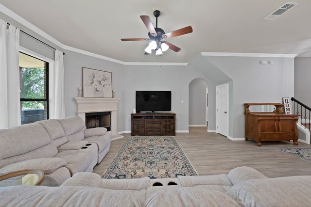 402 Valley View Court, Aledo, TX 76008
