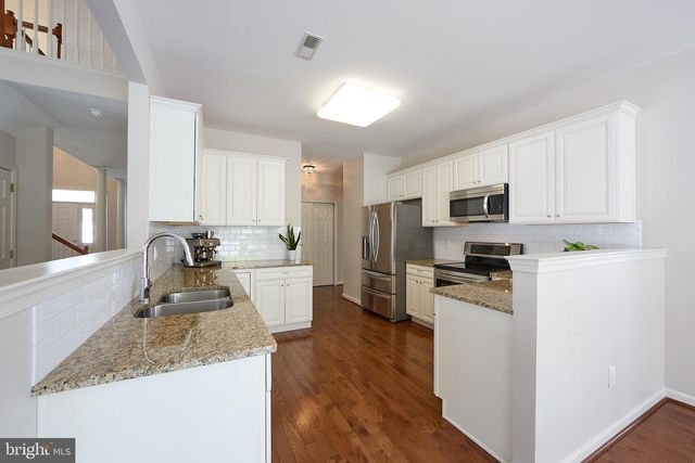 305 MCFARLAND DR, Downingtown, PA 19335