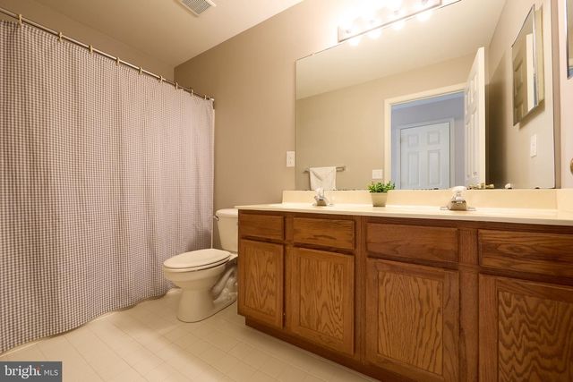 305 MCFARLAND DR, Downingtown, PA 19335
