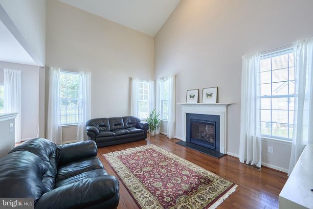305 MCFARLAND DR, Downingtown, PA 19335