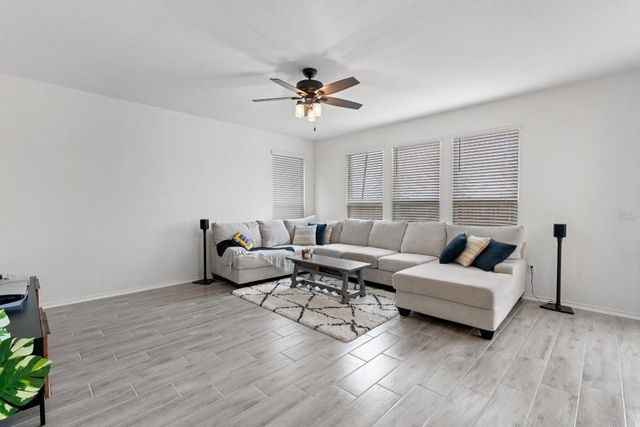 6320 Wagon Spring ST, Del Valle, TX 78617