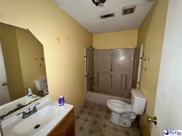 412 E New St, Timmonsville, SC 29161