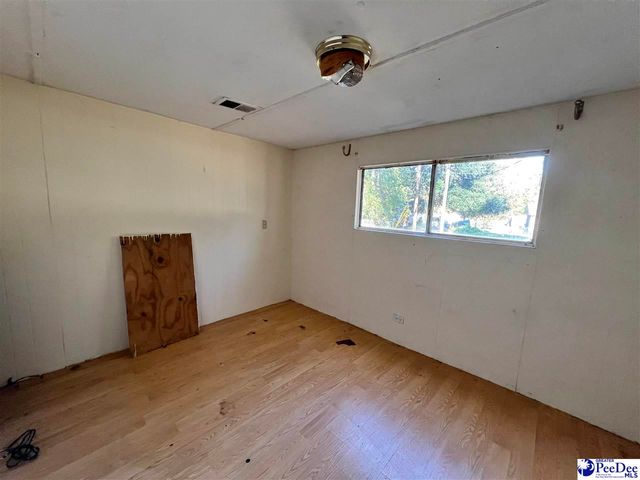 412 E New St, Timmonsville, SC 29161